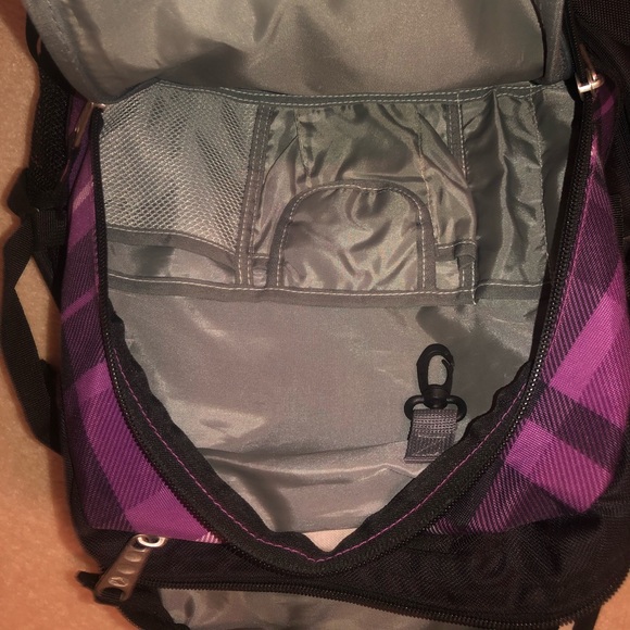 Backpack - Picture 2 of 4